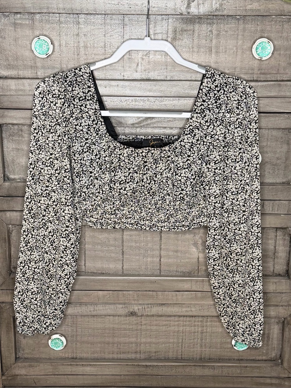 Japna Women's Black/White Floral Woven Polyester Smocked Crop Blouse Size S
